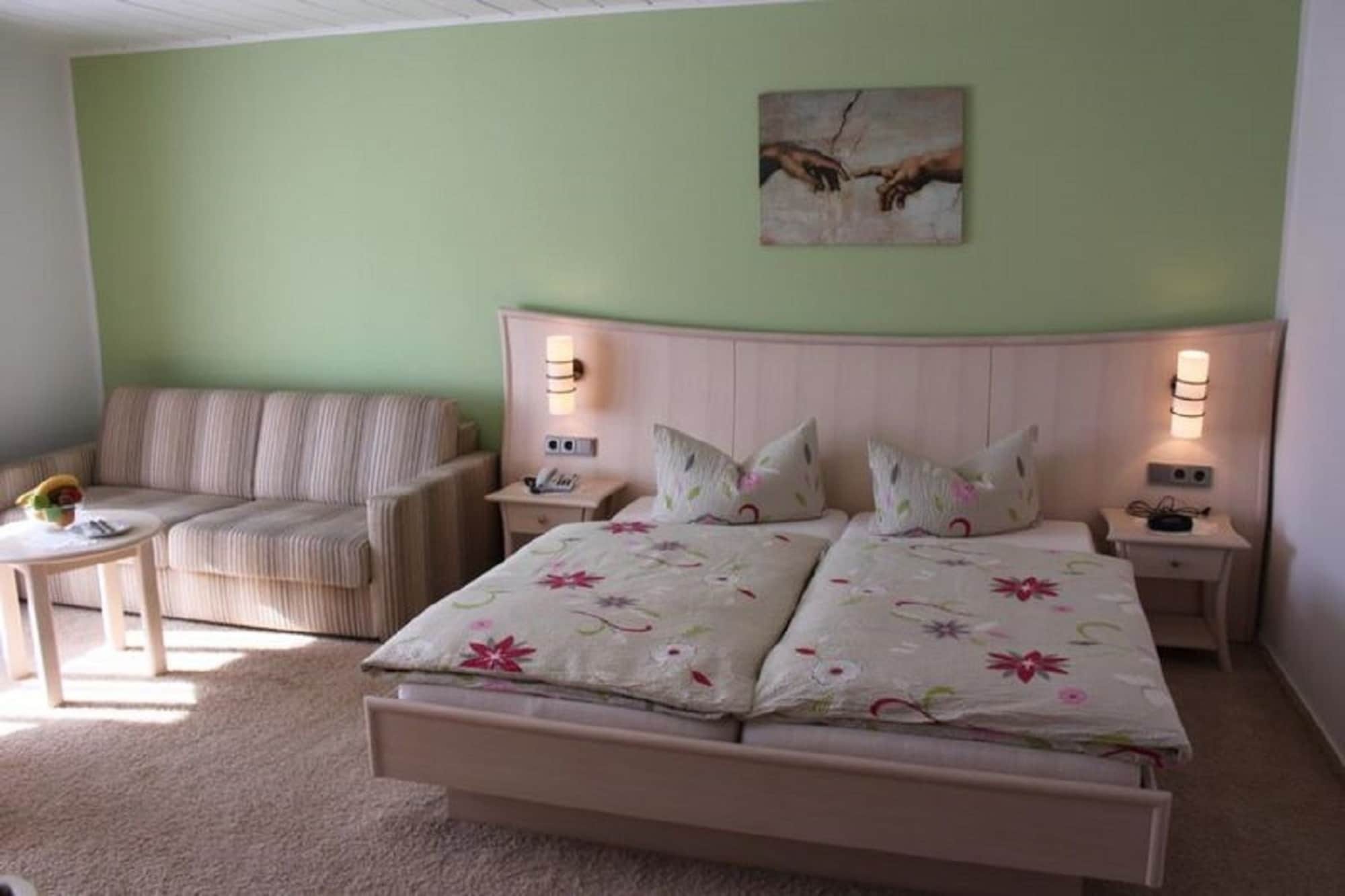 Landgasthof Hotel Sauer Виллинген Экстерьер фото